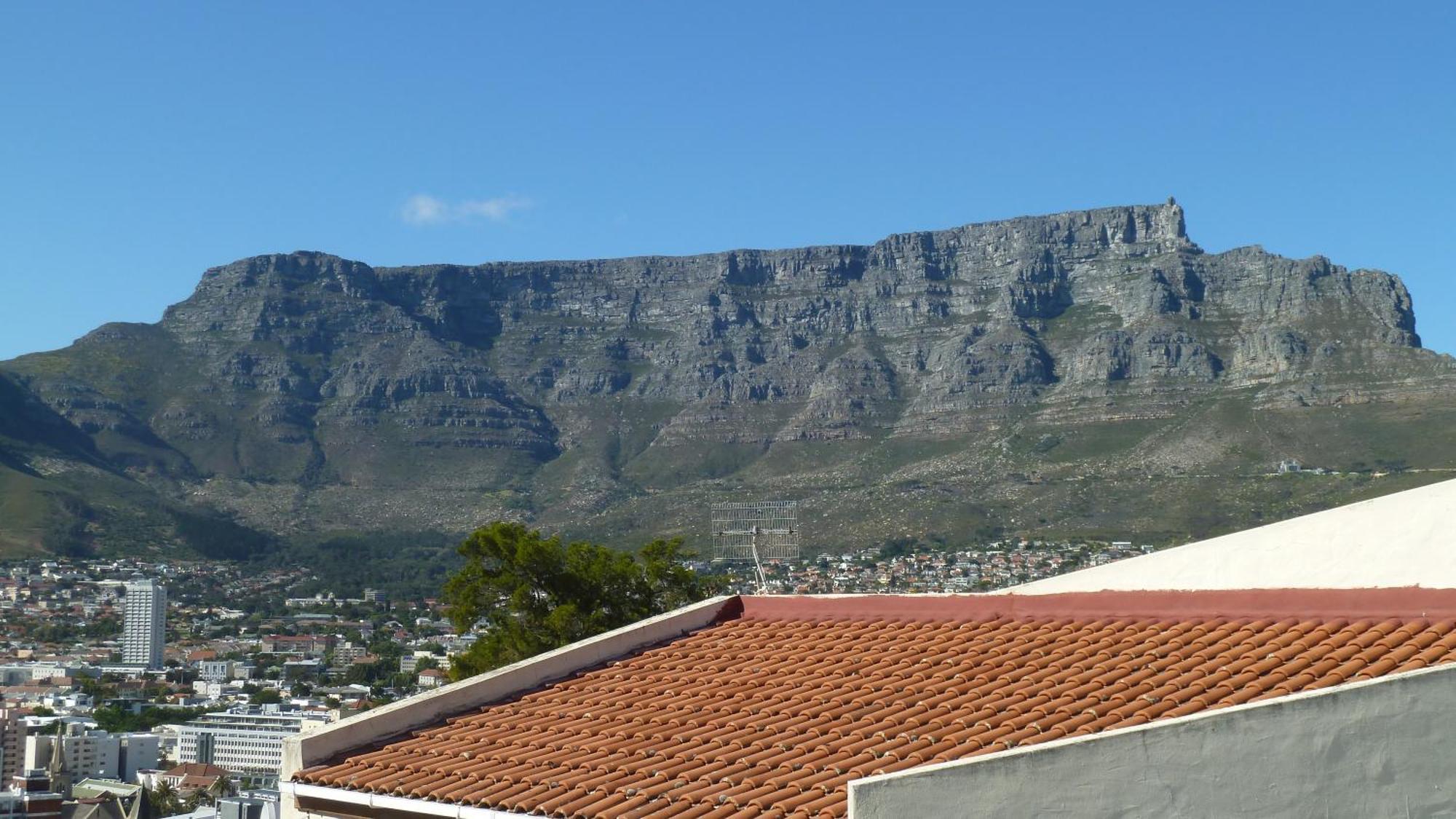 Upperbloem Guesthouse And Apartments Cape Town Exterior photo