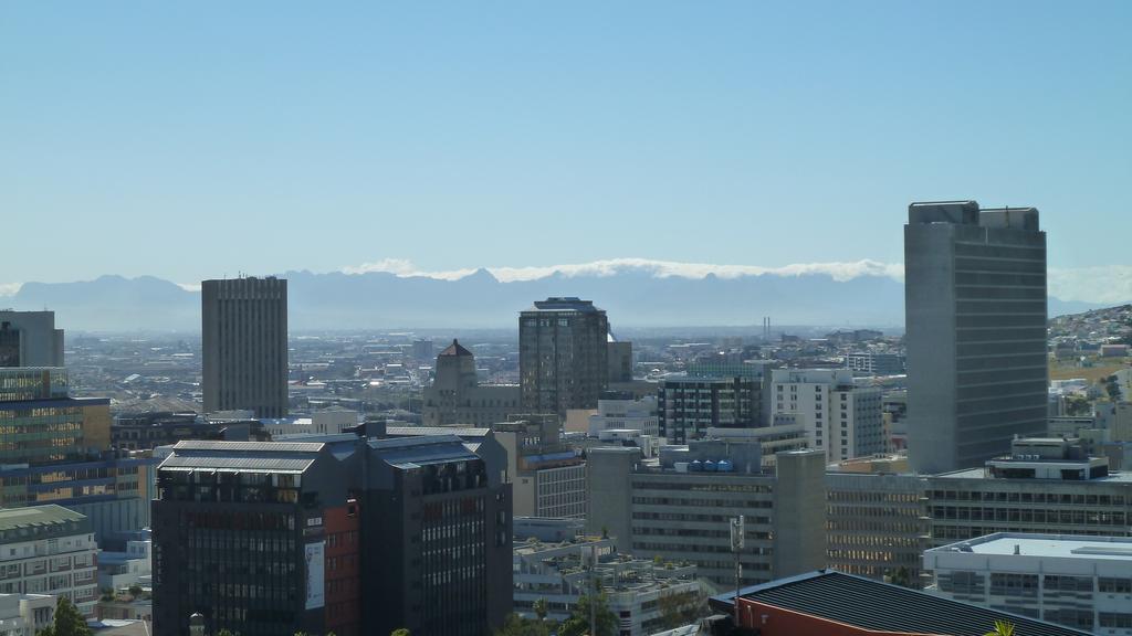 Upperbloem Guesthouse And Apartments Cape Town Exterior photo