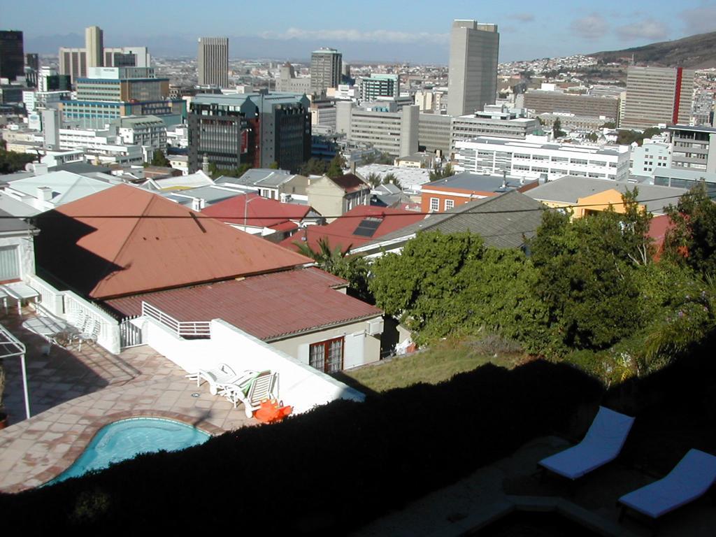 Upperbloem Guesthouse And Apartments Cape Town Exterior photo