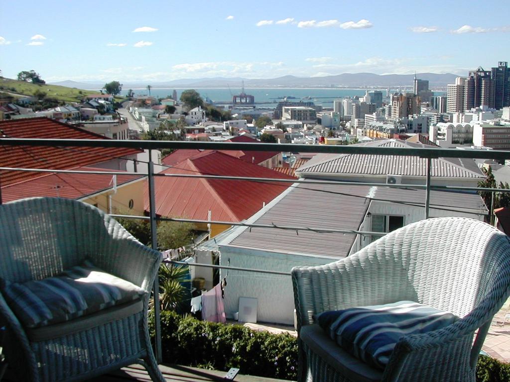 Upperbloem Guesthouse And Apartments Cape Town Exterior photo